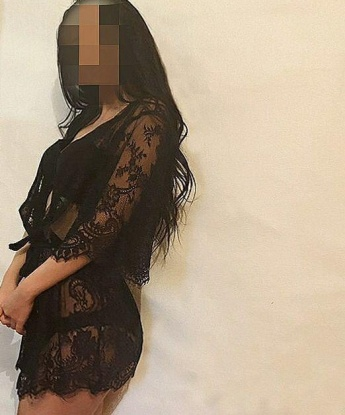 Встречи со мной – это настоящий фейерверк эмоций и исполнение самых сокровенных желаний. В моих нежных объятиях ты почувствуешь настоящий комфорт и заботу. Мои услуги разнообразны и абсолютно индивидуальны – я готова выполнять все твои фантазии. Люблю экспериментировать и открывать для себя новые грани удовольствия. В Москве встречаю только достойных мужчин, которые ценят качество и ищут подлинные эмоции. У меня есть множество положительных отзывов и непревзойденные фото, которые будет интересно увидеть. Не упускай возможность окунуться в мир наслаждения вместе со мной! 💋🔥🌟 4218, 25 лет